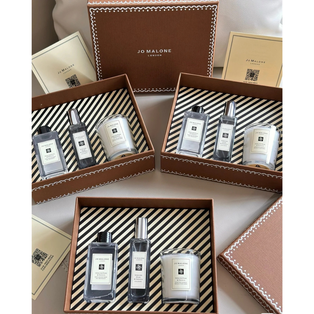 Jo Malone London Christmas 3pcs Gift Set - 30ml+100ml+65g